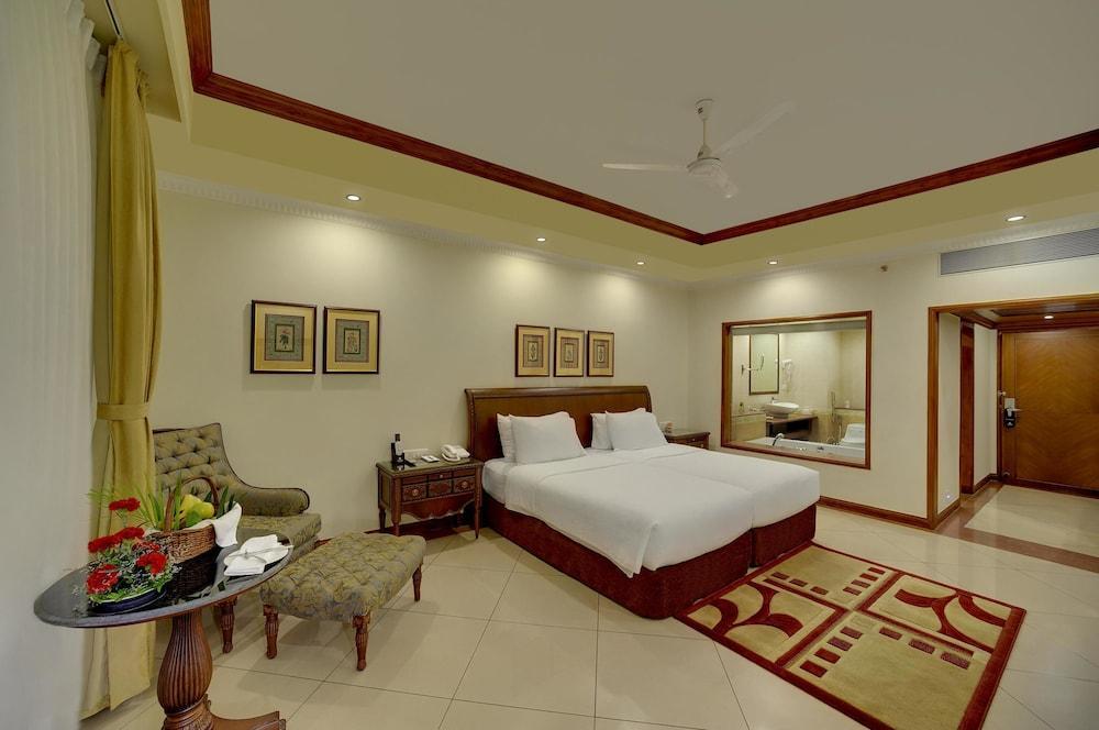 Mayfair Convention Bhubaneswar Exterior foto
