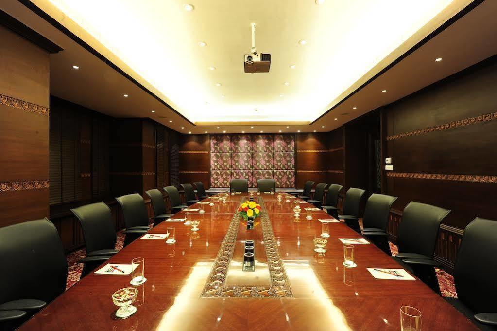 Mayfair Convention Bhubaneswar Exterior foto